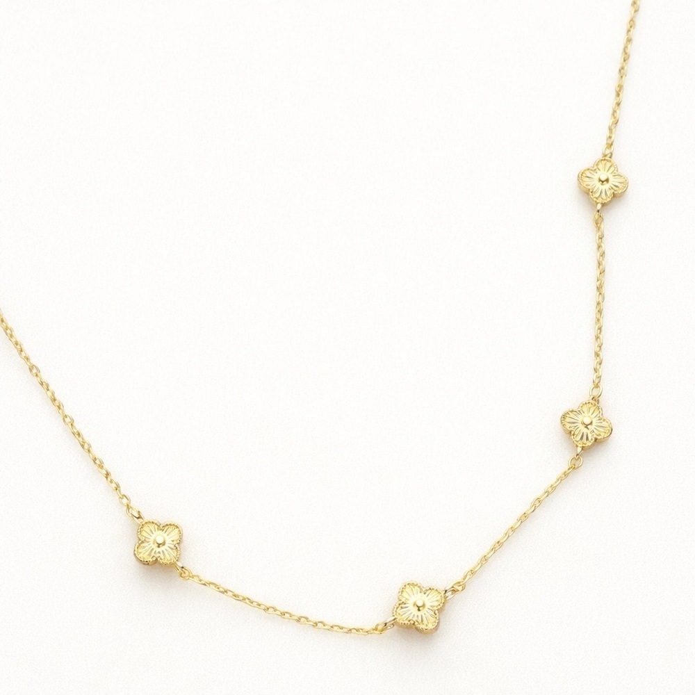 Mini Gold Clover Necklace (7100)